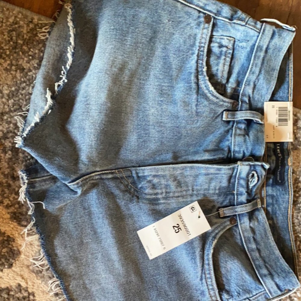 levis high rise short size 25